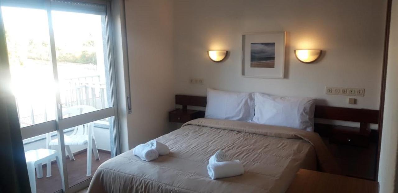Residencial Campo-Mar By Umbral Hotel ปอร์ติเมา ภายนอก รูปภาพ A bedroom at the hotel